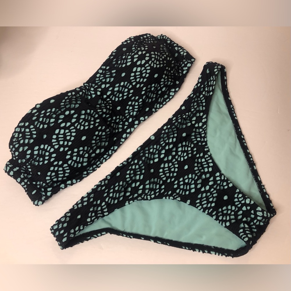 Black Lace Strapless Bikini – Blue Lining, Two-Piece (S/M) - Picture 3 of 12